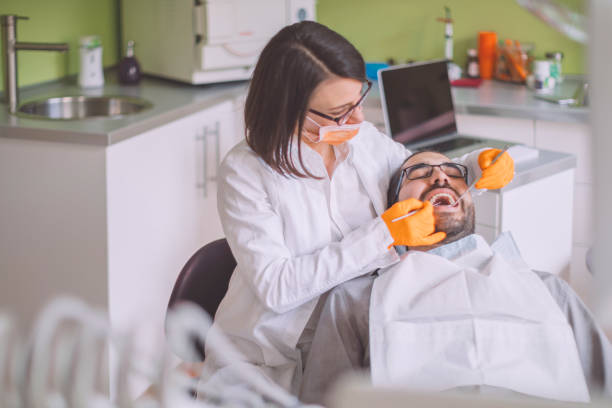 Best Weekend Emergency Dentist in Harb, OR